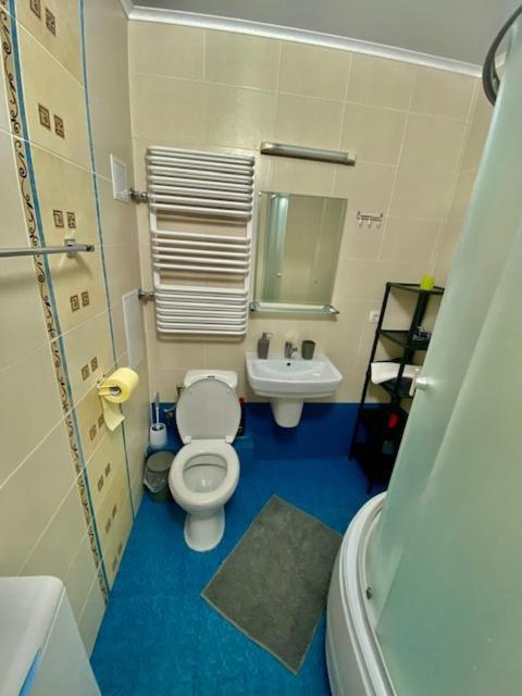 В 2 Минутах Від Метро Чудова Квартира В Новому Домі キエフ エクステリア 写真